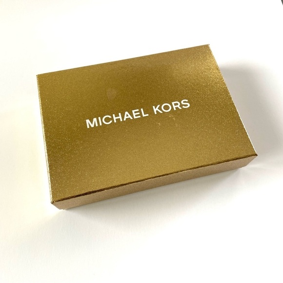 *NEW IN BOX* MICHAEL KORS Belt Bag Adjustable Metallic Logo Gold & Logo Keychain - Picture 10 of 13